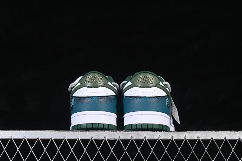 All categories Nk SB Dunk Series Nk SB Dunk Low High-end customized low-top sneakers Nike SB Dunk Low straps low-top casual sneakers DD1391-101